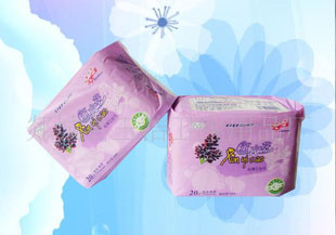 衛生巾廠家供應高質量的健康衛生巾特別加長型衛生巾