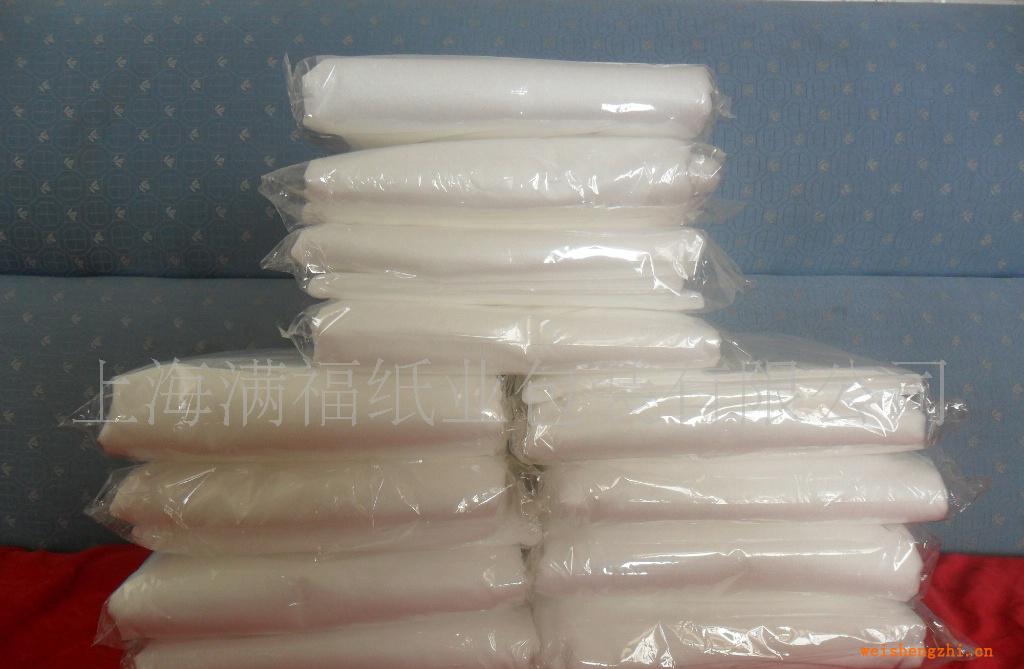 供應一次性無紡布床單（吸水性強、面質柔軟舒適）