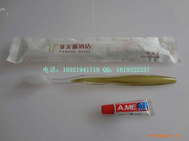 雙色樹葉牙刷阿妹牙膏