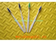 廠家供應賓館星級酒店乳白色磨尖毛一次性舌頭牙刷白色小舌頭牙刷