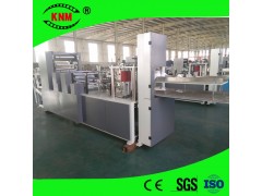 精諾機(jī)械全自動(dòng)餐巾紙加工設(shè)備可提供個(gè)性化彩印餐巾紙機(jī)械