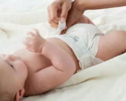 囤太多的紙尿褲，對寶寶發育沒好處