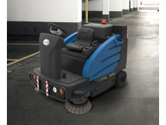 天津清潔設(shè)備|R-FQS容恩飛騎兵掃地車(chē)_駕駛式掃地車(chē)